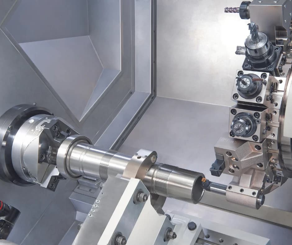 Biglia B1250 — тяжёлый CNC токарный центр для длинных валов с подвижным люнетом и 16-позиционной турелью прямого привода