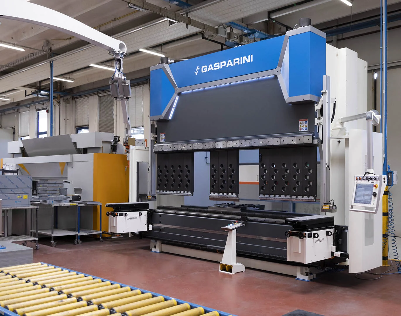 Листогибочный пресс Gasparini X-Press для промышленной гибки листового металла