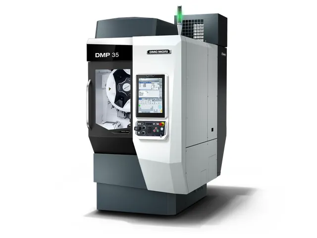 Компактный многоосевой вертикальный обрабатывающий центр DMG MORI DMP 35 - общий вид