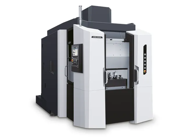 Компактный вертикальный обрабатывающий центр DMG MORI i 30 V из i-серии - общий вид