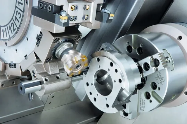 Biglia B620 - многофункциональный CNC токарный центр с 15-позиционной турелью прямого привода и противошпинделем