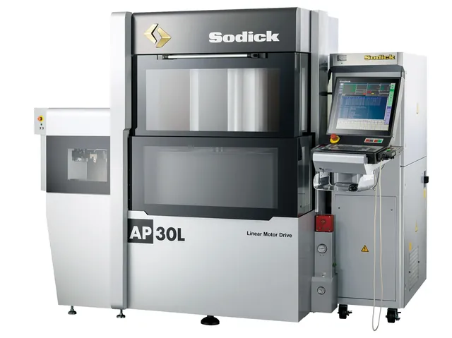 Высокоточный прошивной электроэрозионный станок Sodick AP30L с системой AI - общий вид