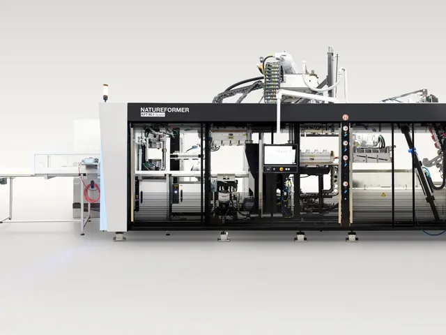 KIEFEL NATUREFORMER KFT 90.1 - official KIEFEL product image for fiber thermoforming with inline punching option